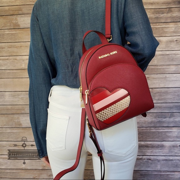 NWT Michael Kors Abbey Xs Backpack Cherry Hearts - Picture 2 of 8
